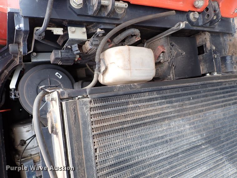 image for item KR9704 2013 Kubota SVL90-2  skid steer loader