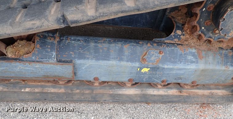 image for item KR9704 2013 Kubota SVL90-2  skid steer loader