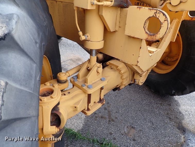 image for item KR9705 1999 Lift King DS  telehandler