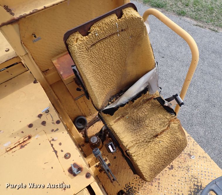 image for item KR9705 1999 Lift King DS  telehandler