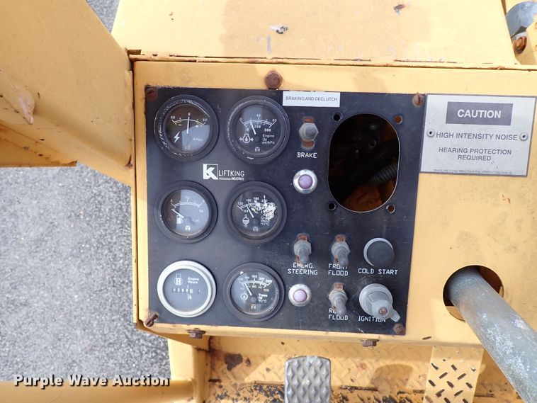 image for item KR9705 1999 Lift King DS  telehandler