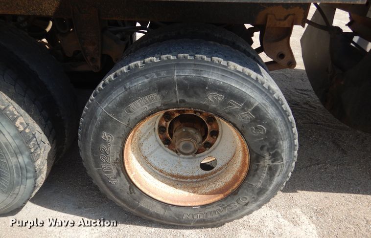 image for item KS9955 1987 Load King  bottom dump trailer