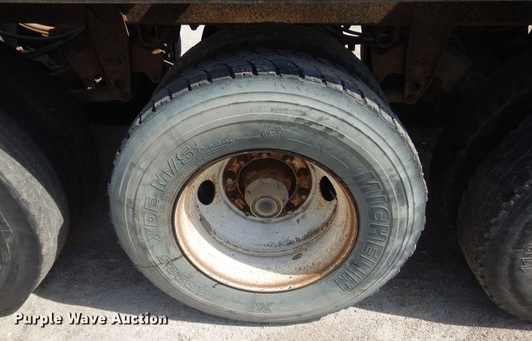 image for item KS9955 1987 Load King  bottom dump trailer