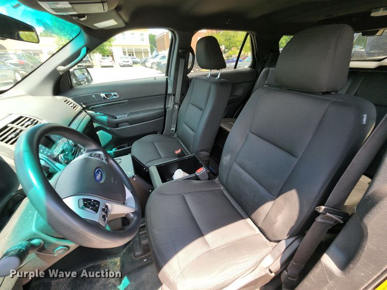 image for item KT9863 2015 Ford Explorer Police Interceptor  SUV