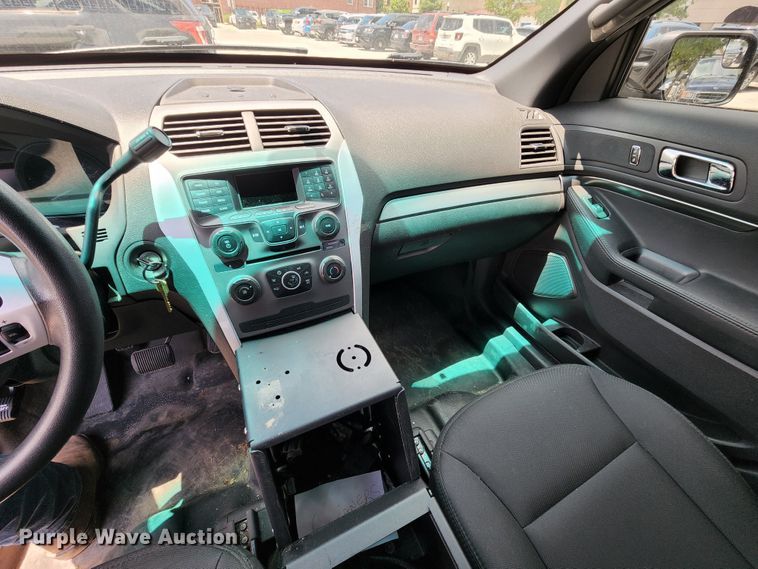 image for item KT9863 2015 Ford Explorer Police Interceptor  SUV