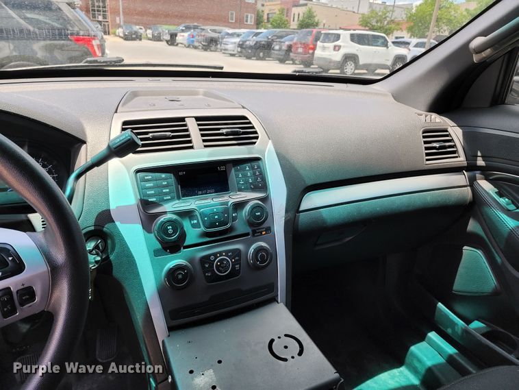 image for item KT9863 2015 Ford Explorer Police Interceptor  SUV