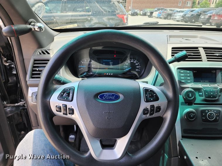 image for item KT9863 2015 Ford Explorer Police Interceptor  SUV