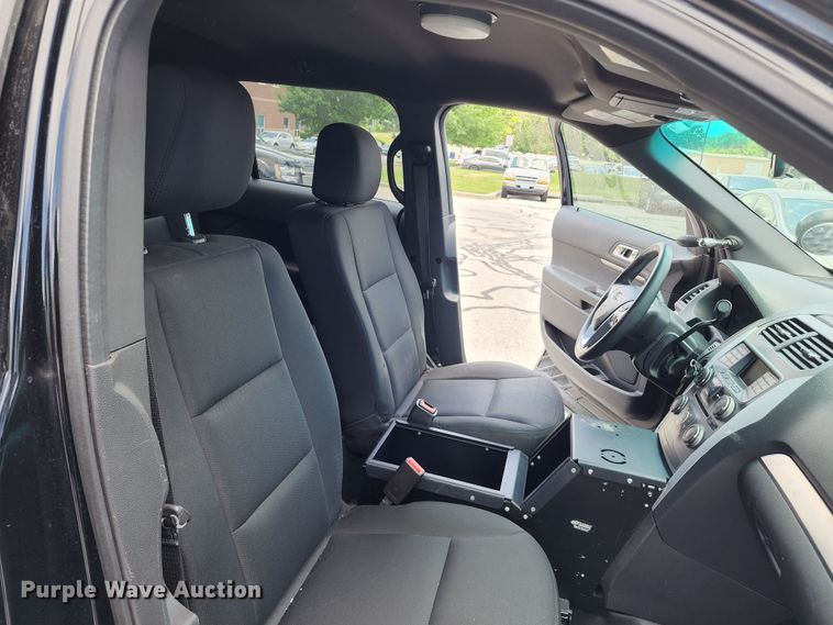 image for item KT9863 2015 Ford Explorer Police Interceptor  SUV