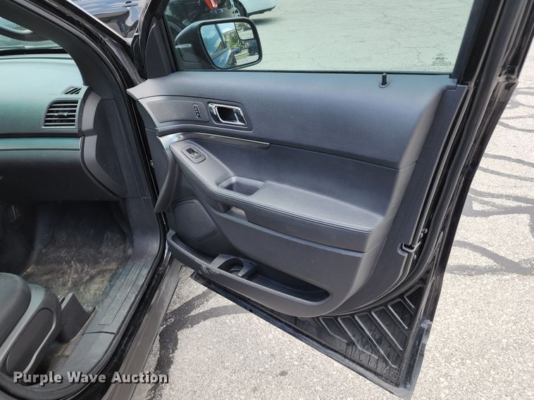 image for item KT9863 2015 Ford Explorer Police Interceptor  SUV