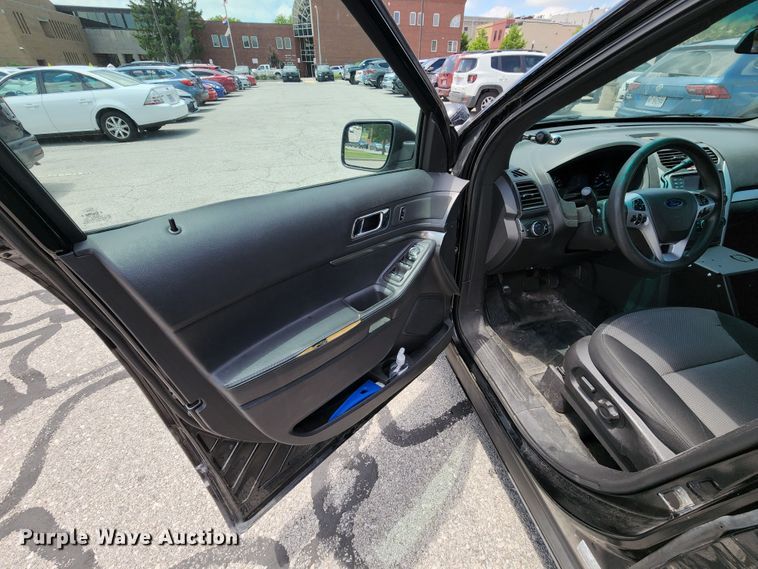 image for item KT9864 2014 Ford Explorer Police Interceptor  SUV