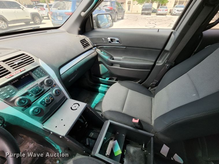 image for item KT9864 2014 Ford Explorer Police Interceptor  SUV
