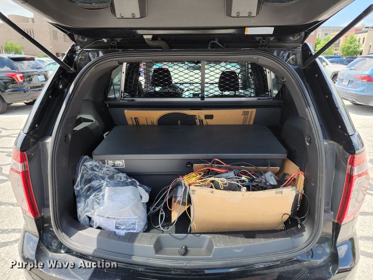 image for item KT9864 2014 Ford Explorer Police Interceptor  SUV