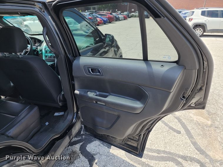 image for item KT9864 2014 Ford Explorer Police Interceptor  SUV