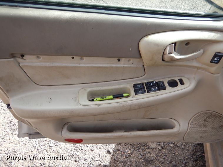 image for item LJ9926 2005  Chevrolet Impala LS