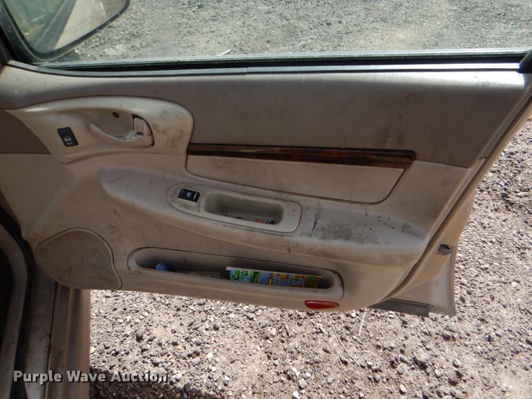 image for item LJ9926 2005  Chevrolet Impala LS