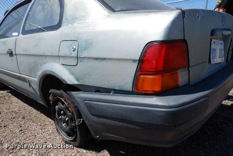 image for item LS9219 1995 Toyota Tercel