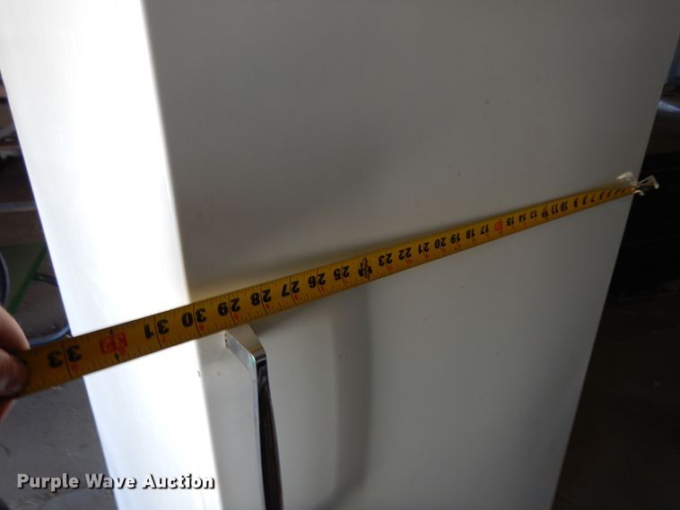 image for item LT9817 Signature HMG-4634-00  freezer