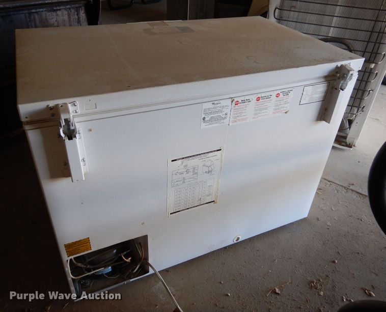 image for item LT9818 Whirlpool EH150FXJW00  freezer