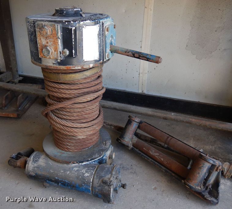 image for item LT9821 Ramsey  winch