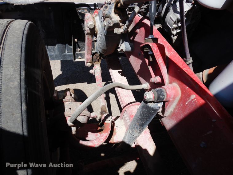 image for item LT9823 1995 Mack CH613  semi truck