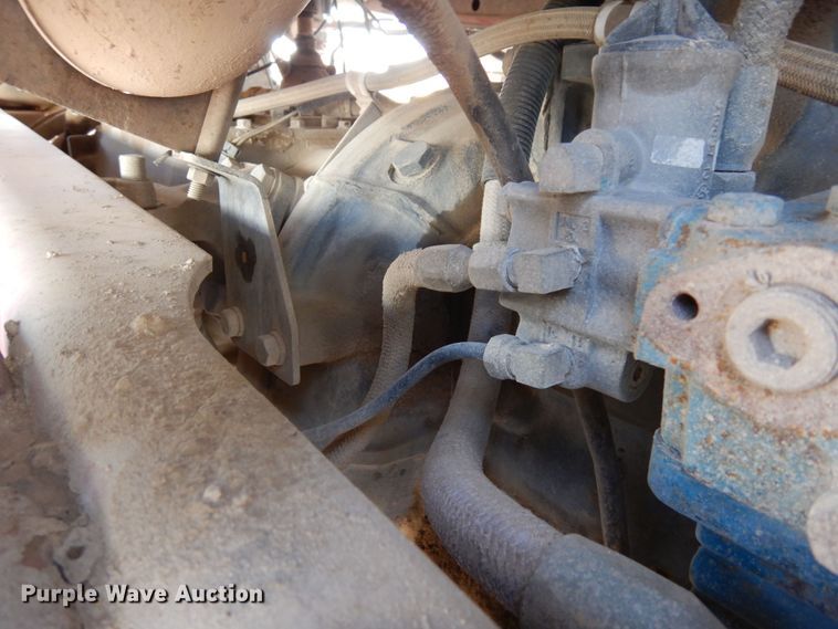 image for item LT9823 1995 Mack CH613  semi truck