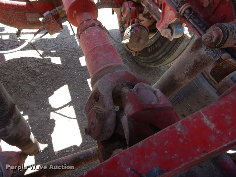 image for item LT9823 1995 Mack CH613  semi truck