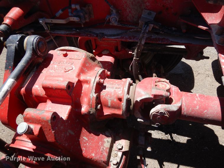 image for item LT9823 1995 Mack CH613  semi truck