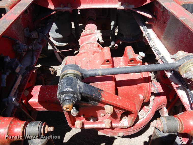 image for item LT9823 1995 Mack CH613  semi truck