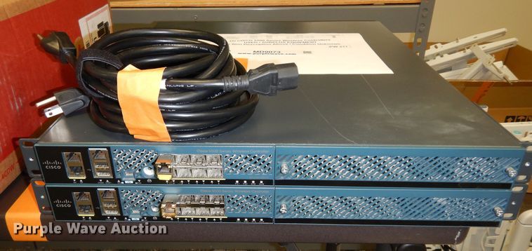 image for item MD9073 (2) Cisco 5500 wireless controllers