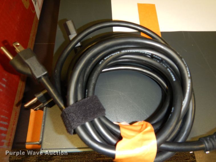 image for item MD9073 (2) Cisco 5500 wireless controllers