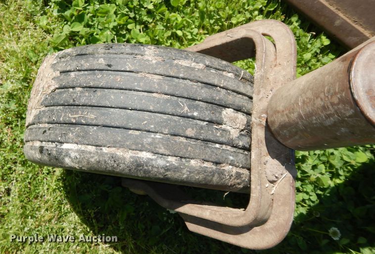 image for item MD9104 Grasshopper 428D  ZTR lawn mower