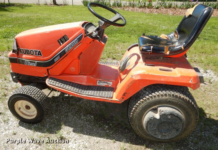 image for item MD9108 Kubota G1900  lawn tractor