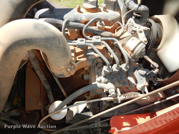 image for item MD9108 Kubota G1900  lawn tractor