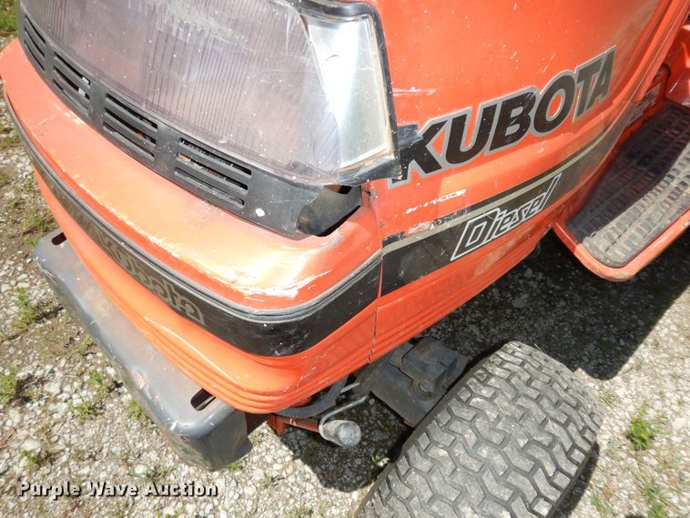 image for item MD9108 Kubota G1900  lawn tractor