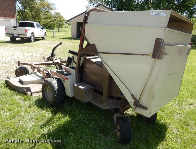 image for item MD9109 Grasshopper 928D  lawn mower