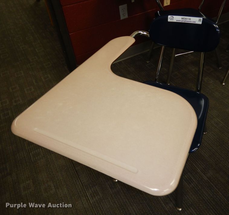 image for item MD9116 Approximately 85 desks