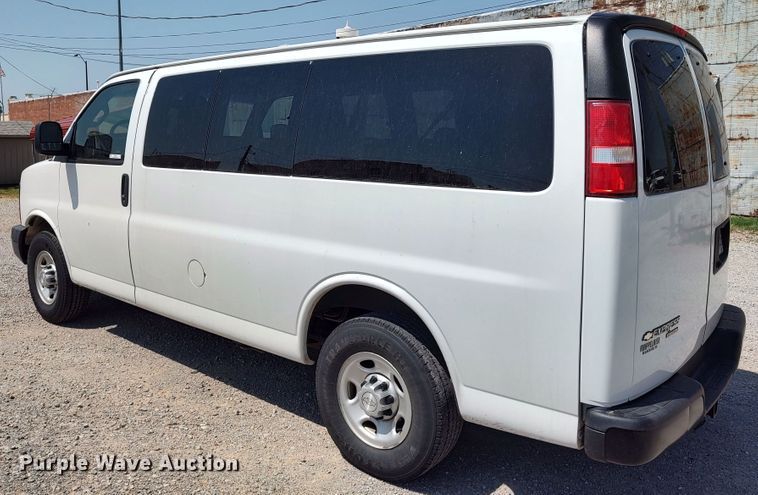 image for item MF9465 2016 Chevrolet Express