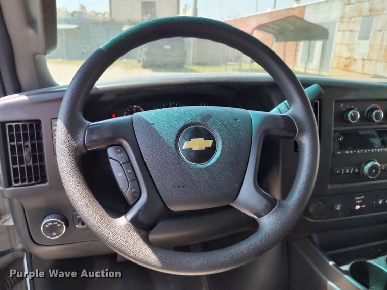 image for item MF9465 2016 Chevrolet Express