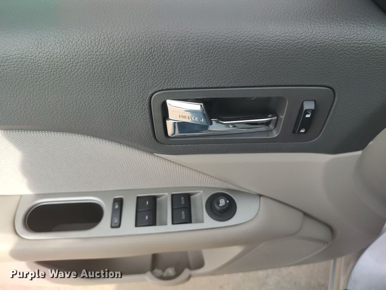 image for item MF9466 2011 Ford Fusion