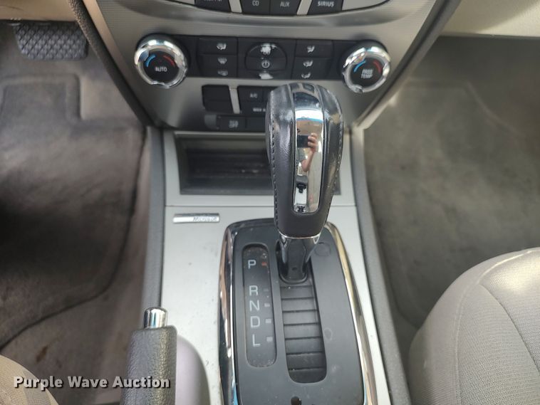 image for item MF9466 2011 Ford Fusion