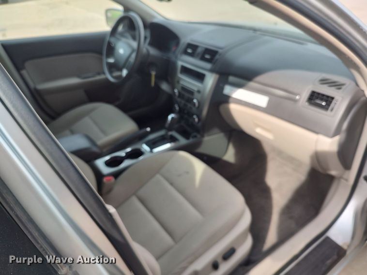 image for item MF9466 2011 Ford Fusion