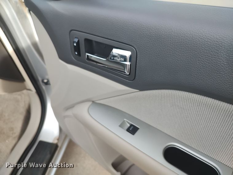 image for item MF9466 2011 Ford Fusion