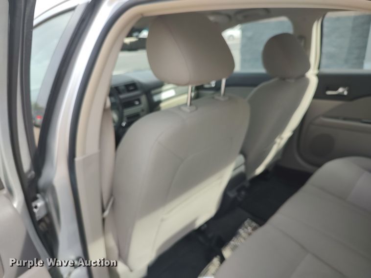 image for item MF9466 2011 Ford Fusion