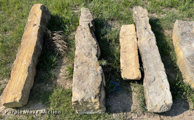 image for item MJ9735 (12) limestone posts