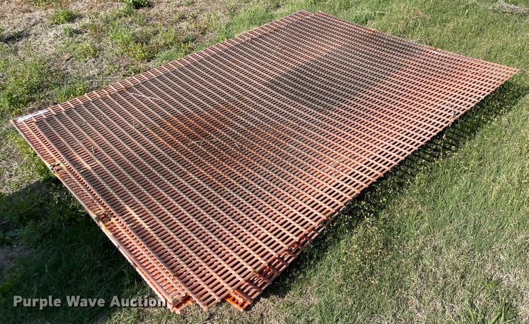 image for item MJ9739 (20) pieces of livestock flooring