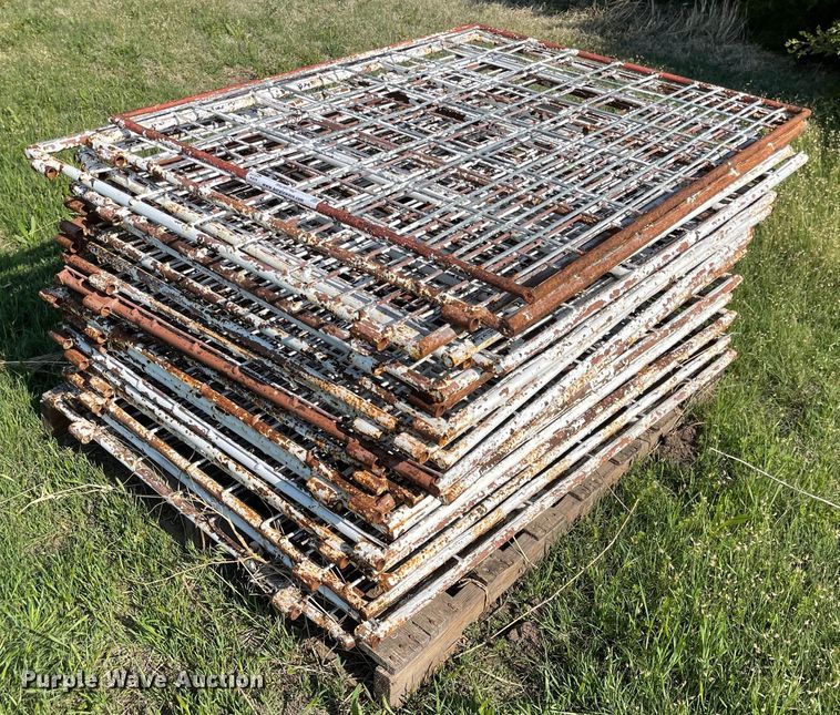 image for item MJ9740 (23) livestock panels