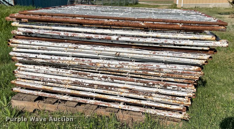 image for item MJ9740 (23) livestock panels