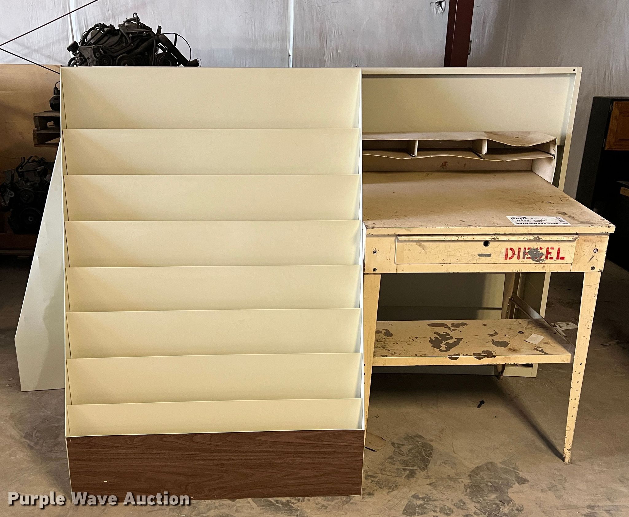 Furniture in Liberal, KS Item DR1461 sold Purple Wave