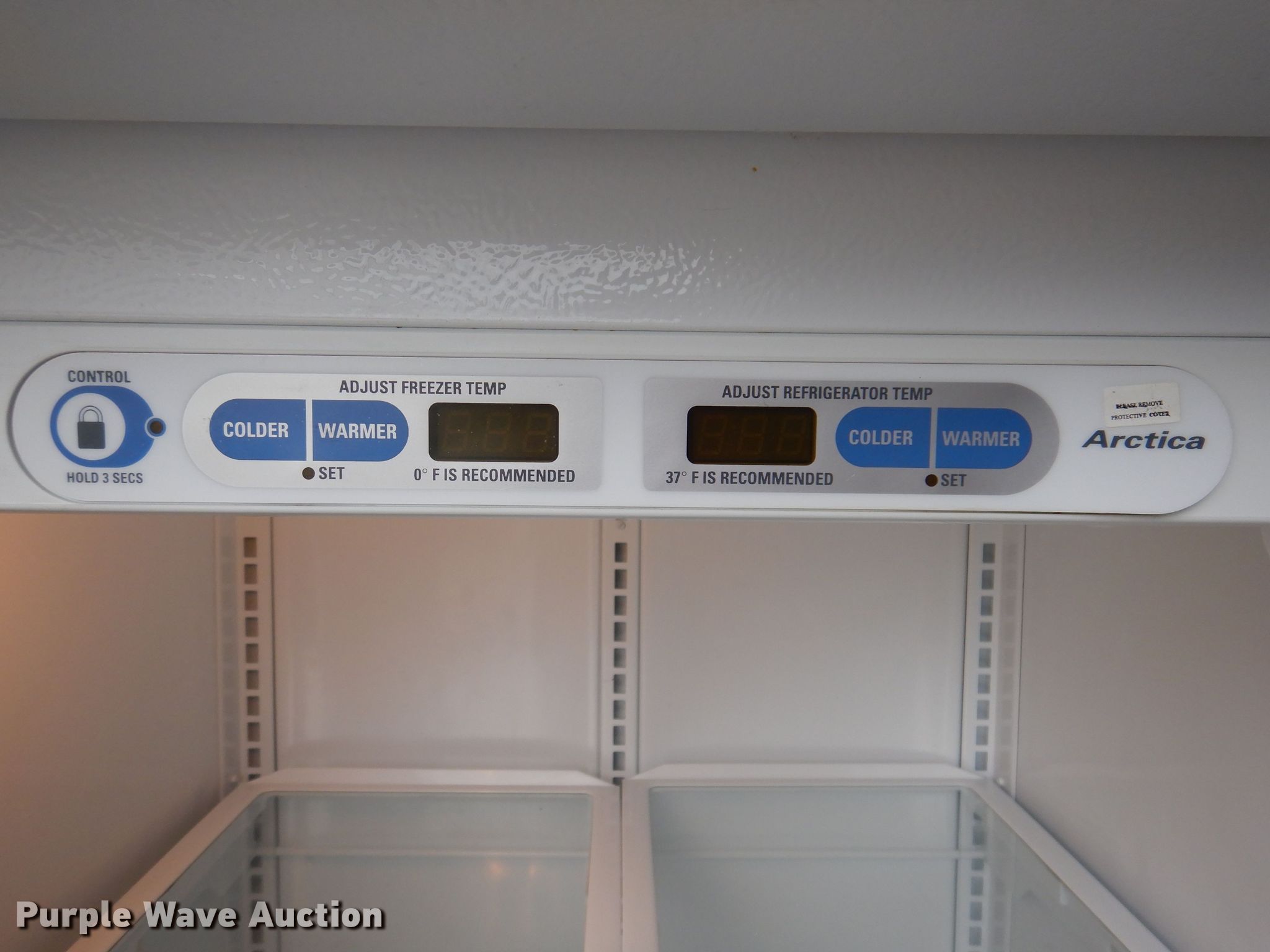 GE Profile refrigerator in Ankeny, IA Item JH9767 sold Purple Wave