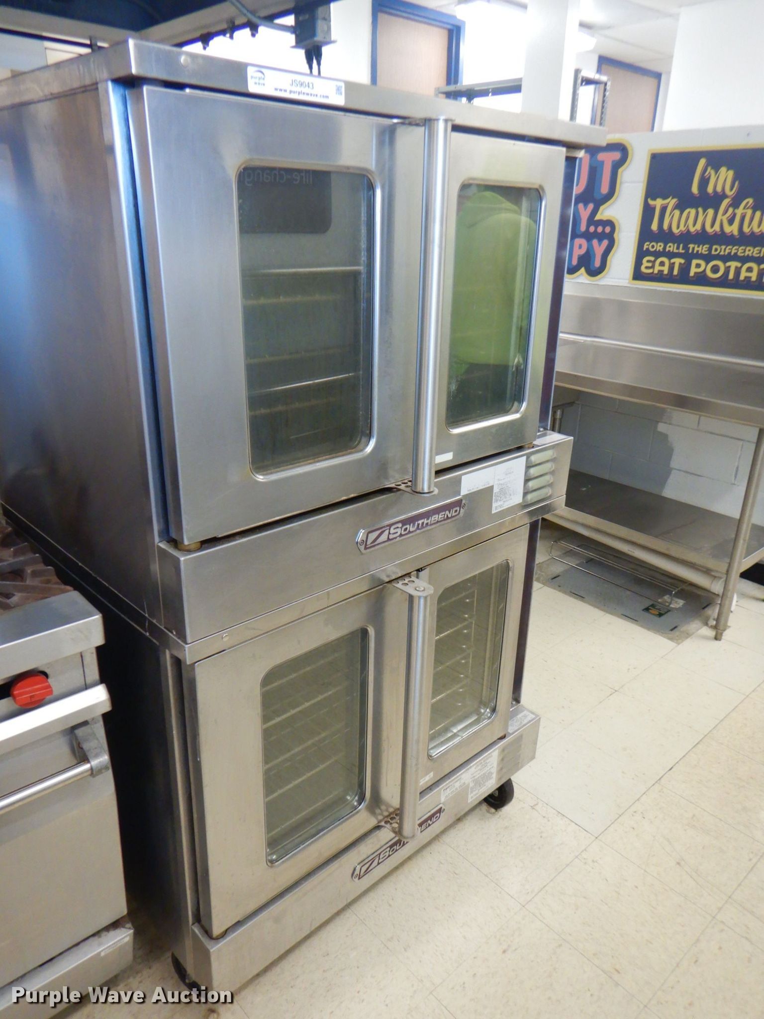 Southbend SLGS/22SC double oven in Easton, KS Item JS9043 sold